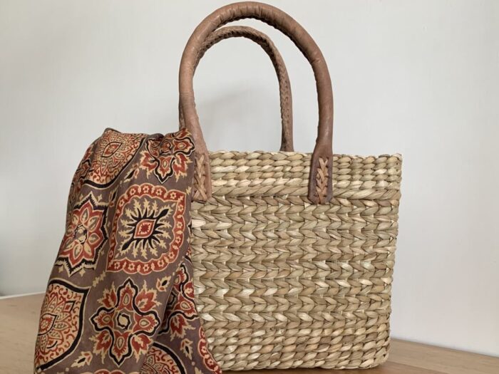 Handmade Bulrush Grass Beige-Brown Multipurpose Tote Bag